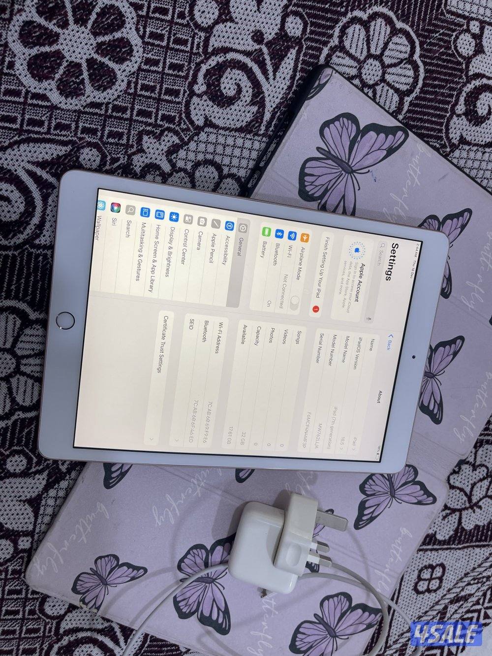 ايباد ابل 7 السابع 32 قيقا مو متصلح مع كفر اصلي وشحن اصل5