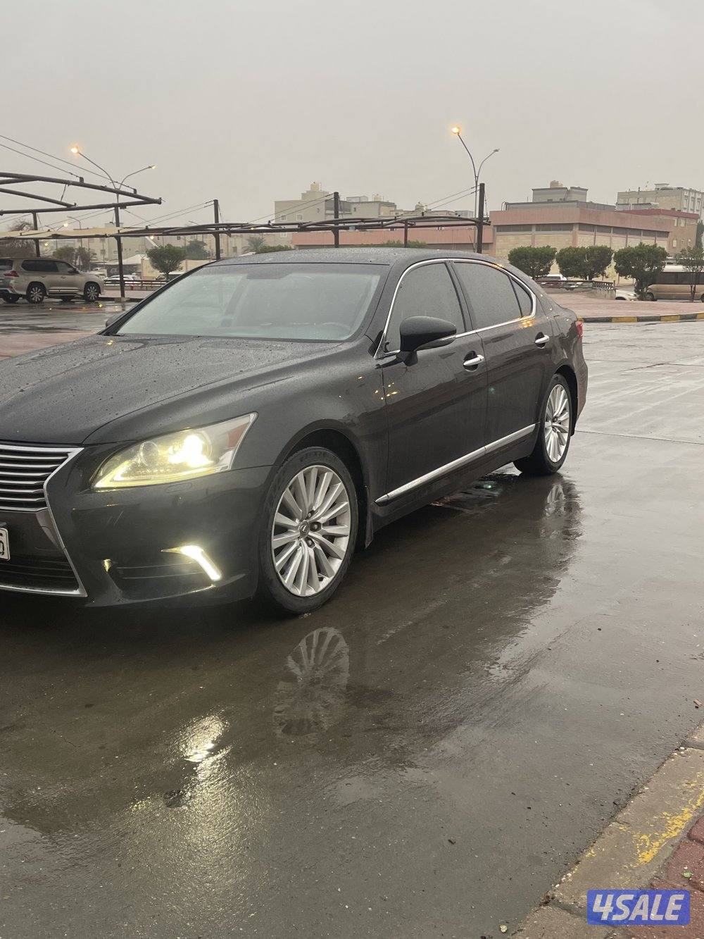 لللبسع لكزس 4600