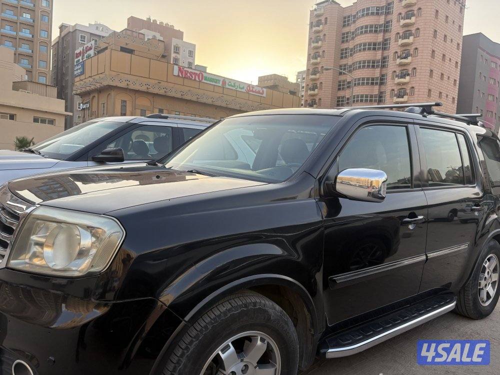 Honda pilot 2014 excellent condition 3.6 liter 6 cylinder2
