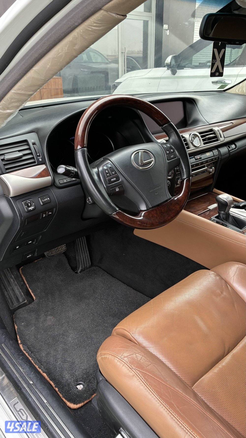 للبيع لكزس LS460L4