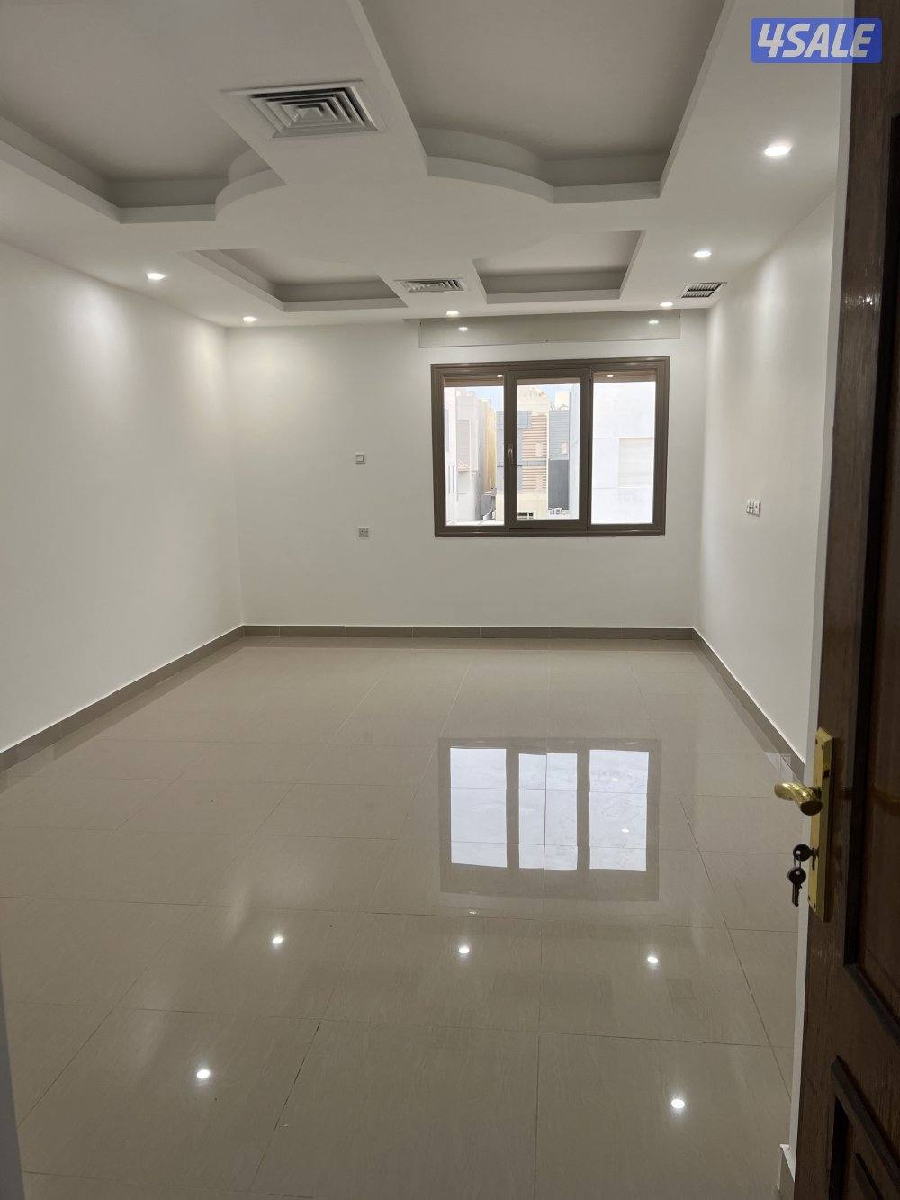 شقه 3 غرف 2 حمام 1مطبغ 1 غرفه ماستر مطله على الشارع الدرايش شتر0