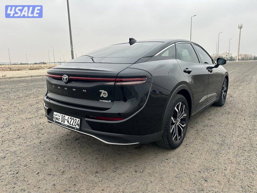 تويوتا كراون ٢٠٢٣ بحالة الوكالة 2.5H4