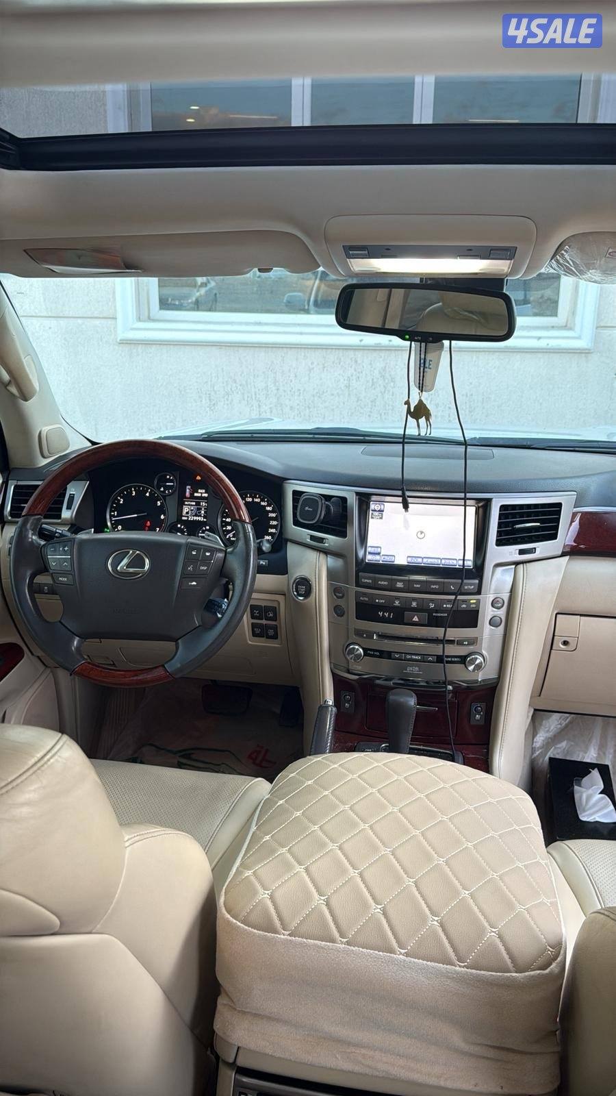 جيب لكزس ٢٠١٣ ماشي ٢٣٠ لون ابيض الدرجه الاولى شاشات وراه الفول5