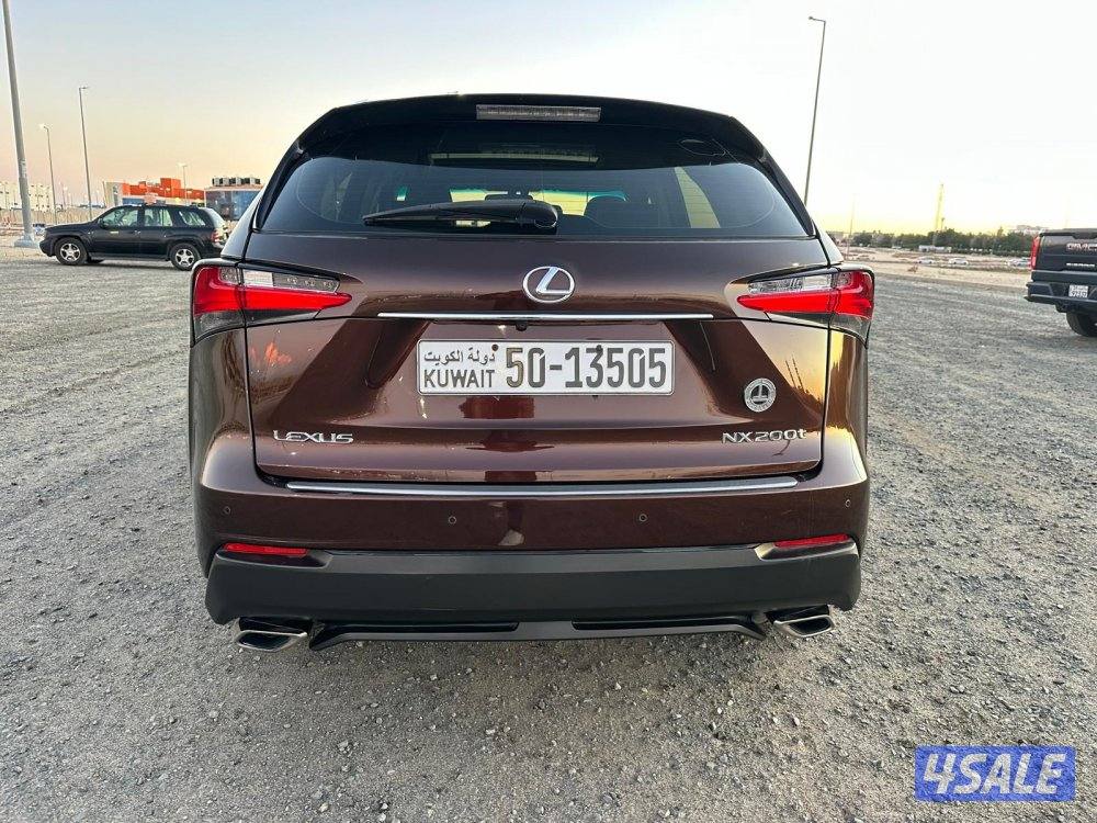 جيب لكزس NX 200t موديل ٢٠١٧ في قمة النظافة5