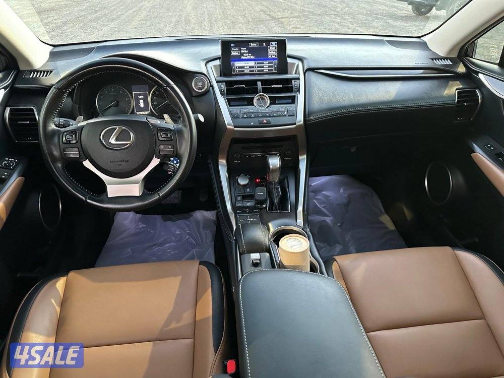 جيب لكزس NX 200t موديل ٢٠١٧ في قمة النظافة9