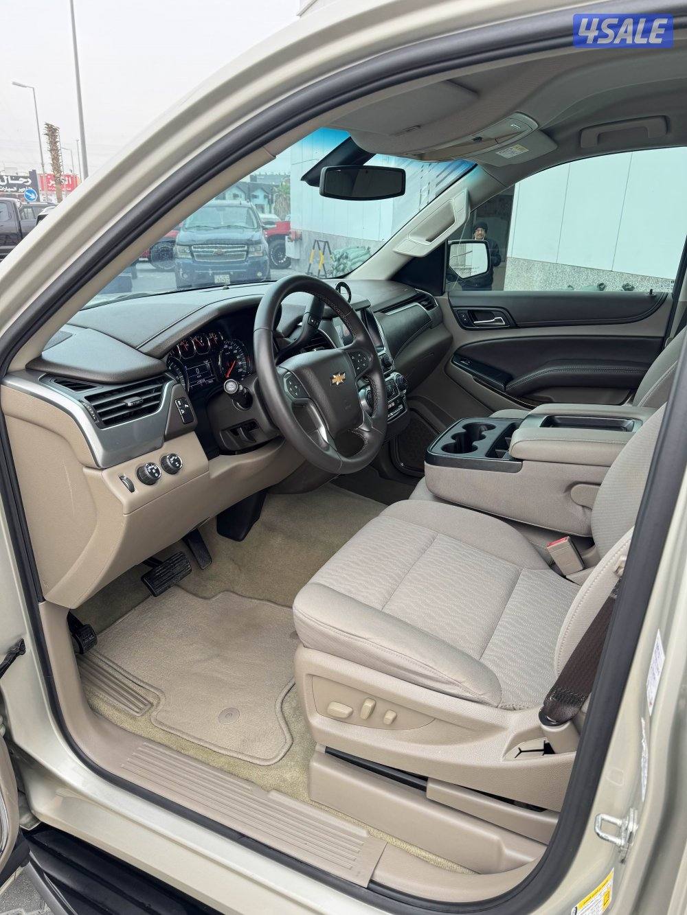 للبيع شيفرولية تاهو موديل 2017 الغانم10