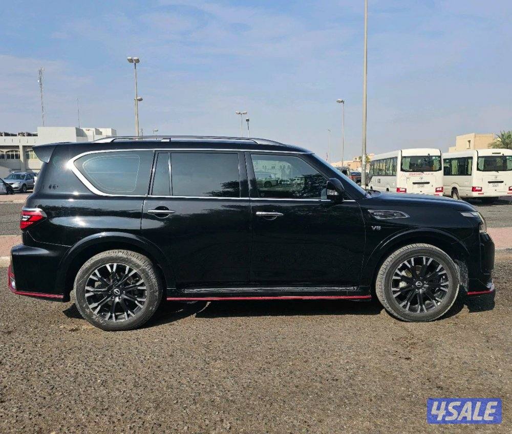 نيسان باترول Nismo ٢٠٢٢ عداد 50 الف اللون اسود وارد وكالة البابطين4