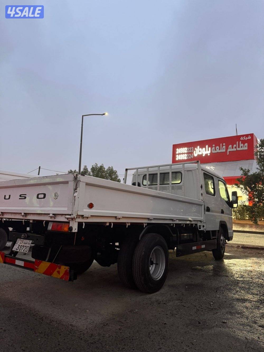 للبيع هاف لوري دبل كبينه موديل 2022 عداد 36 الف شرط الفحص بالكامل2