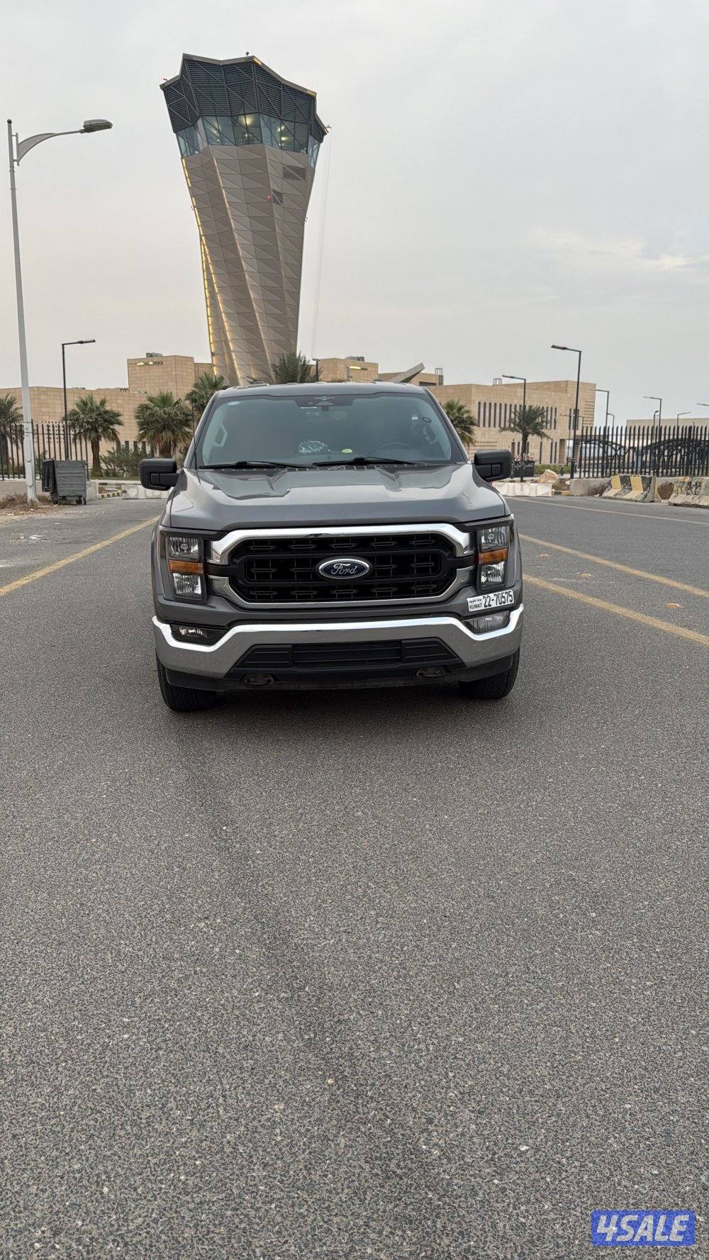 للبيع F-150 FX4 غماره دبل قير1