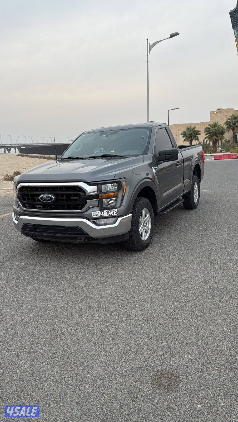 للبيع F-150 FX4 غماره دبل قير3