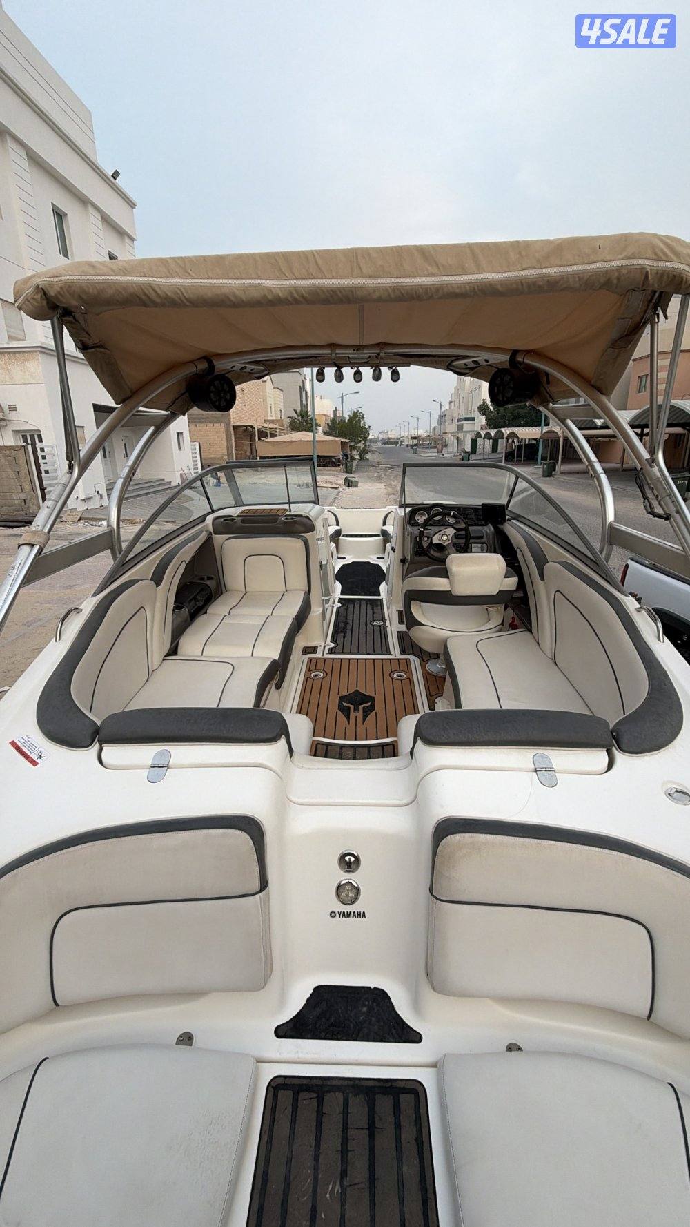 Jet boat yamaha limited S 20112