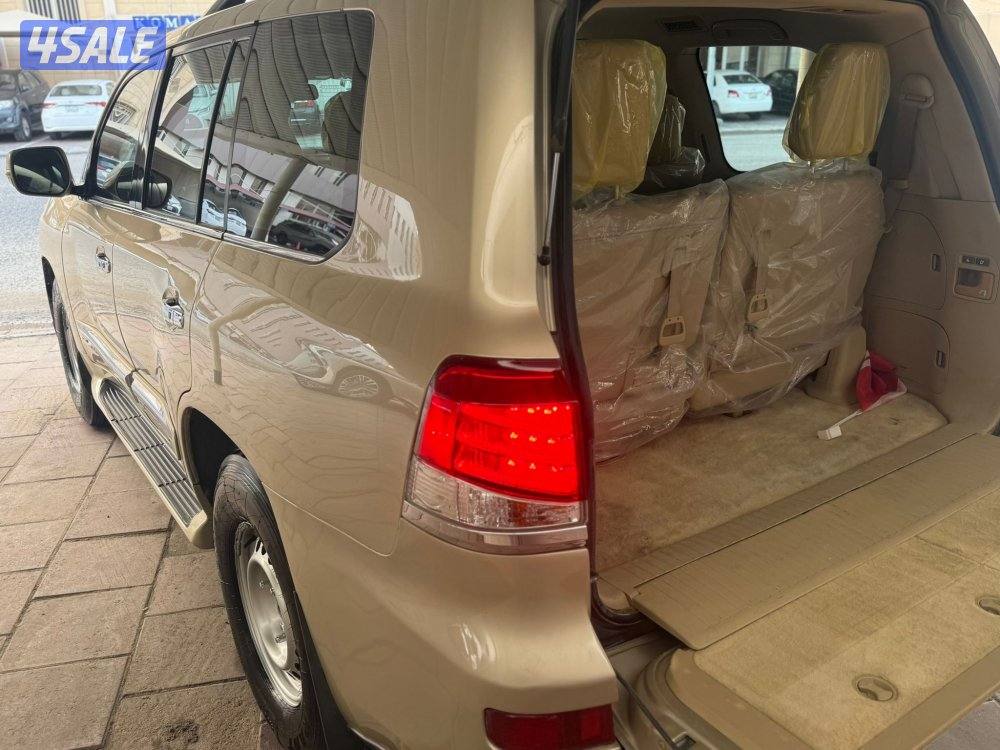 للبيع جيب لكزس ٢٠٠٨6