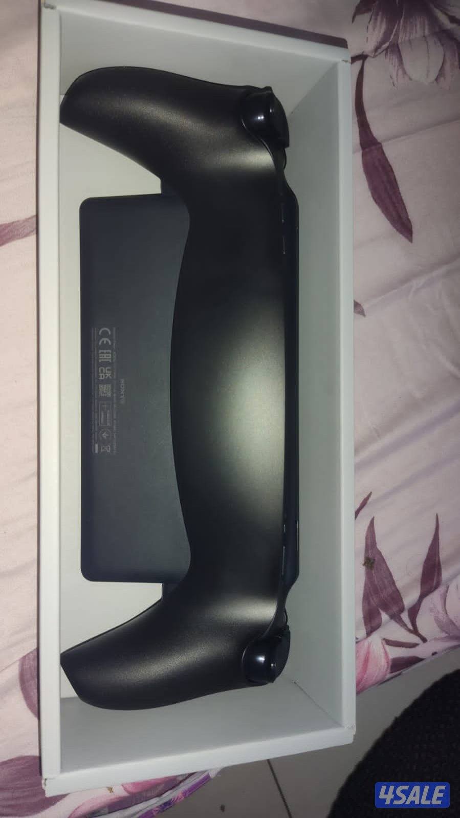 Playstation Portal with 3 Screen Glass2