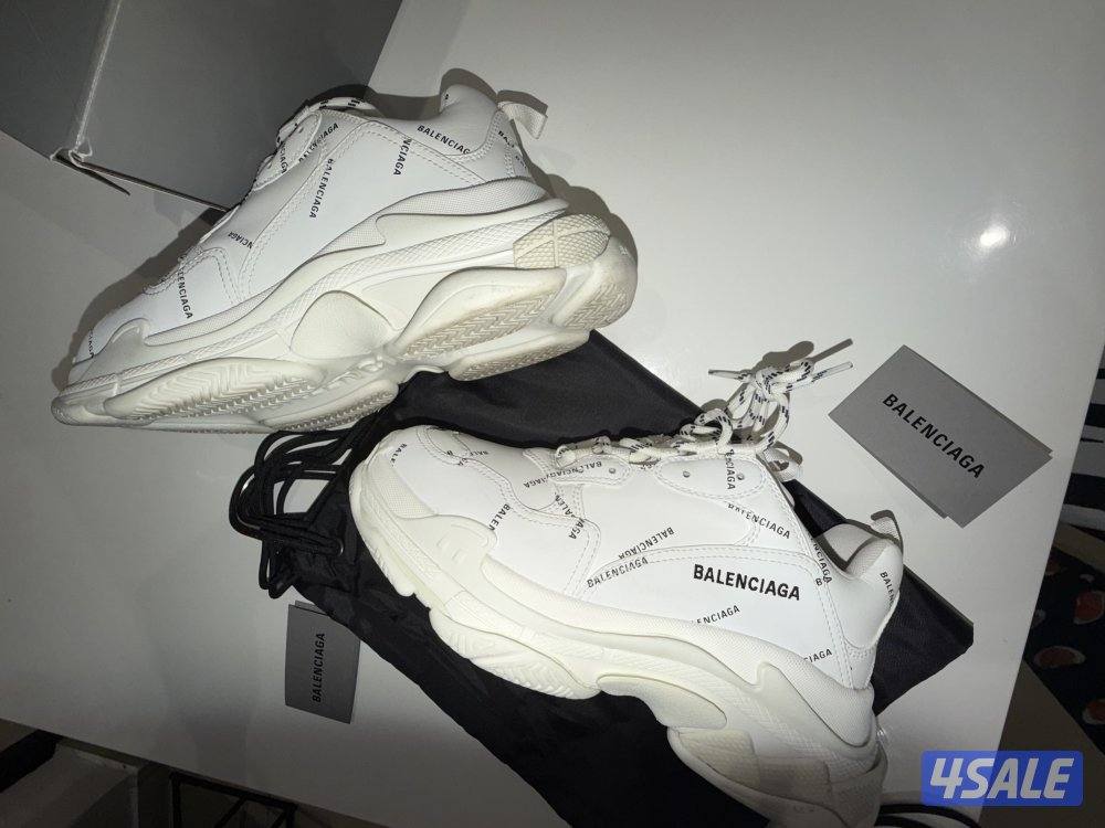 حذاء بالنسياغا فقط استعمال مرتين حاله جيده جداجدا8