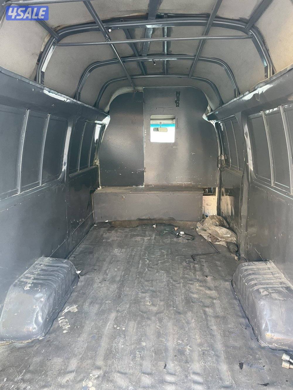 باص سقف عالي 2006 م4