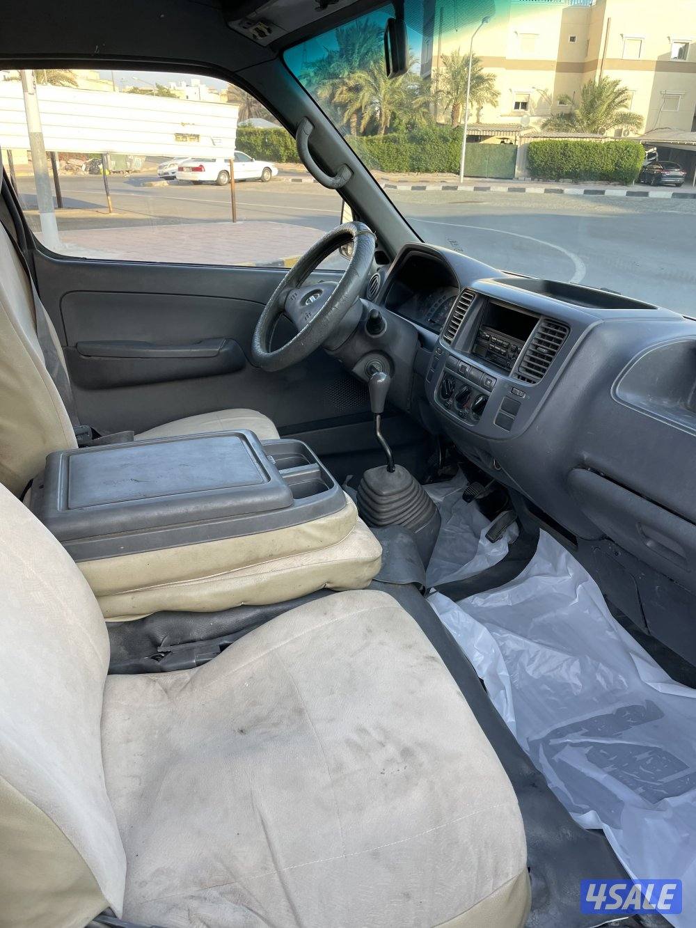 باص سقف عالي 2006 م5