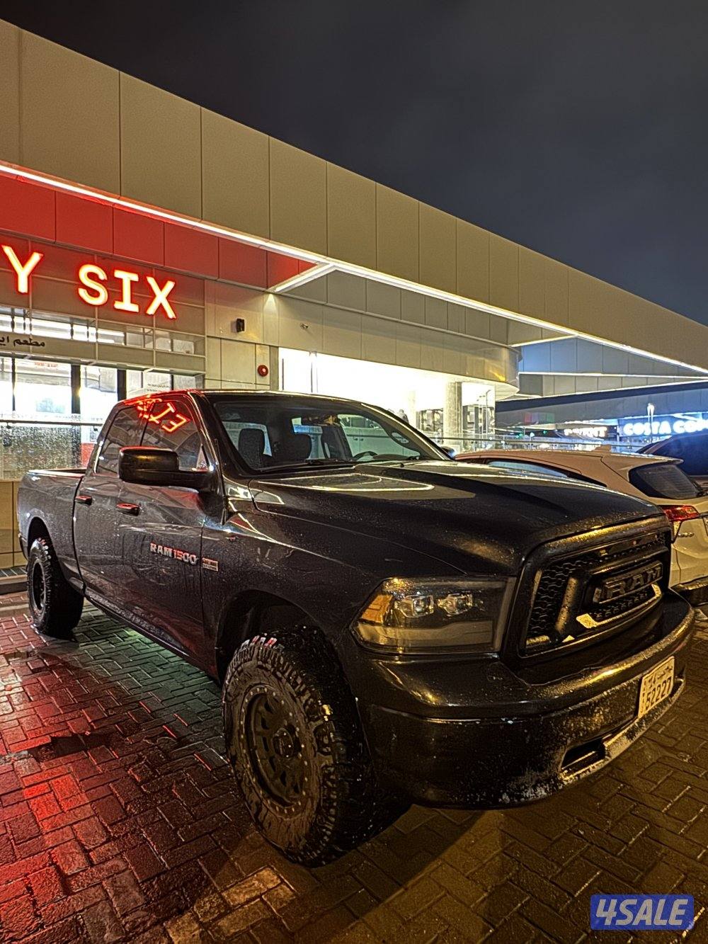 للبيع وانيت رام 1500 hemi 5.7 دبل قير شرط الفحص قير مكينه شاصي3