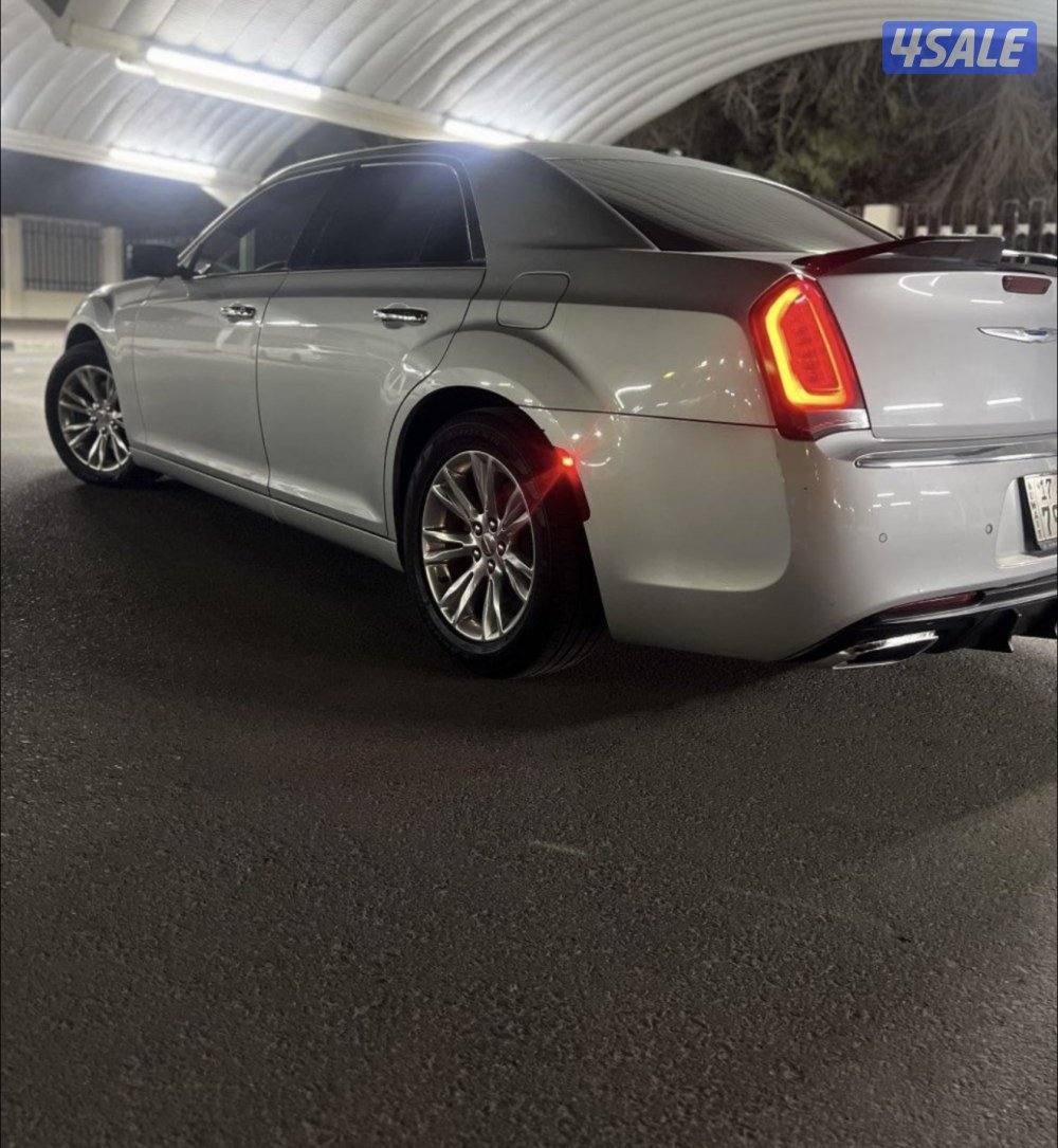 كرايزر300 هيمي 8 سلندر3