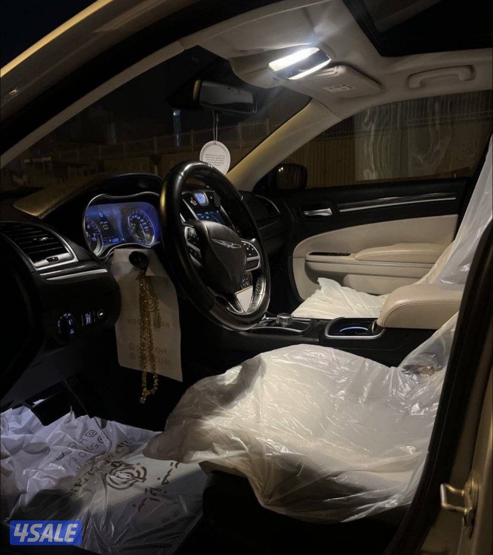 كرايزر300 هيمي 8 سلندر4