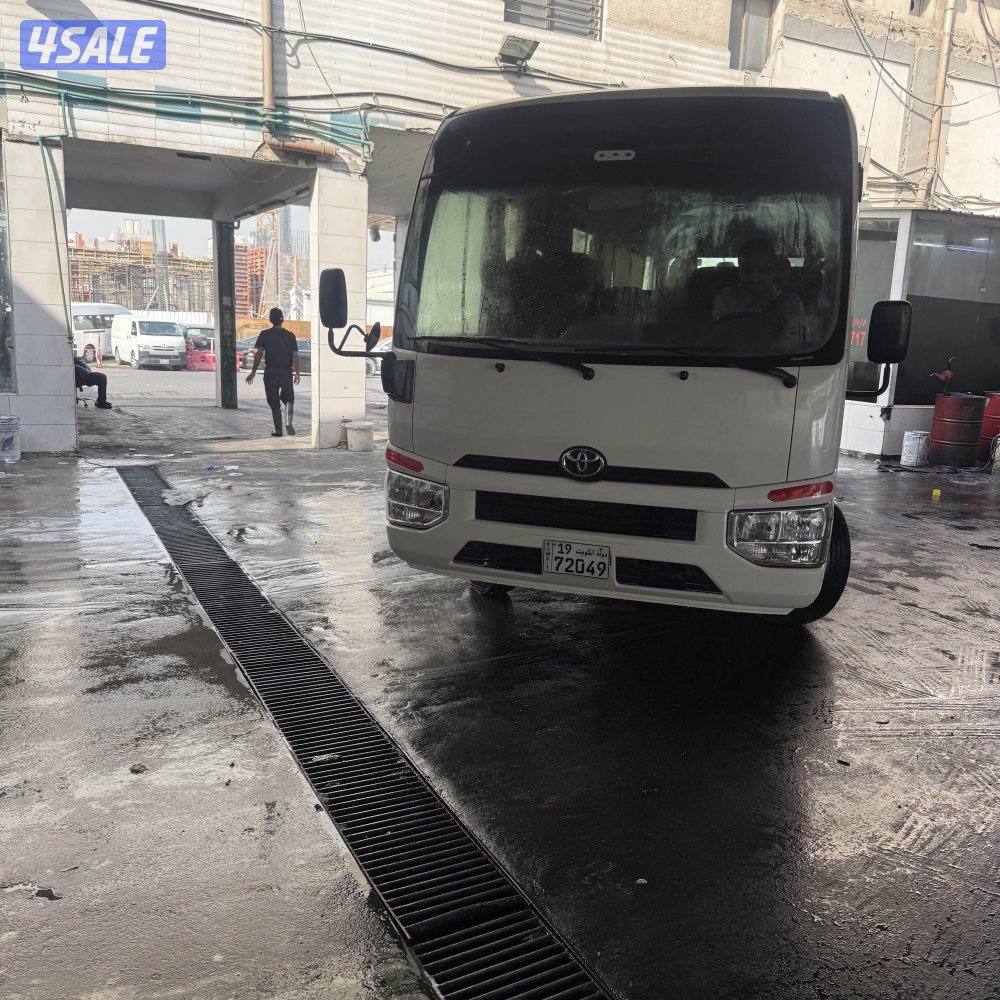 Rental of Coaster and Hi-Ace buses of various models1