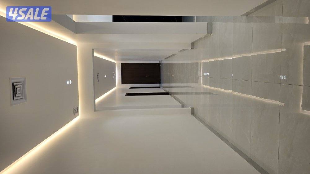 للبيع فيلا زاوية وارتداد امام الخدمات تصميم بدوي بسعر مميز0