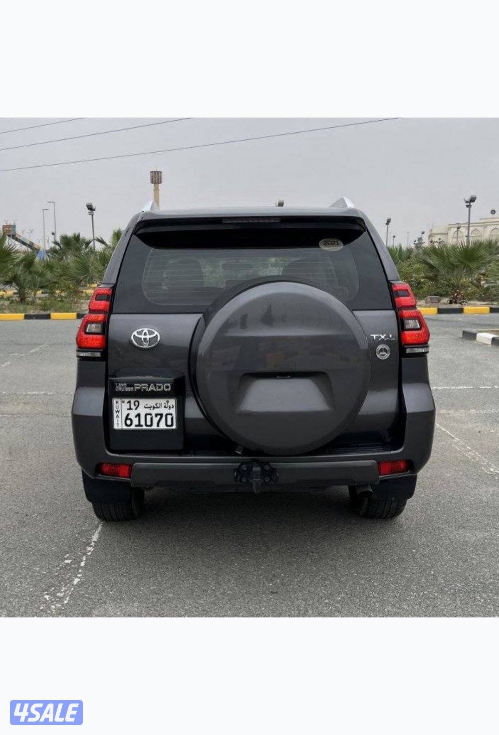 برادو ٦ سلندر TXL الفل عدا فتحه الساير ماشي 102 صبغ الوكالة4