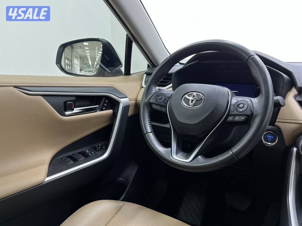 TOYOTA RAV401 Toyota RAV4 202110