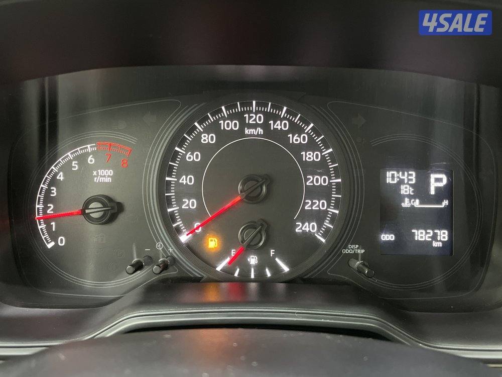 TOYOTA COROLLA 1.6L XLI STD OPTION4