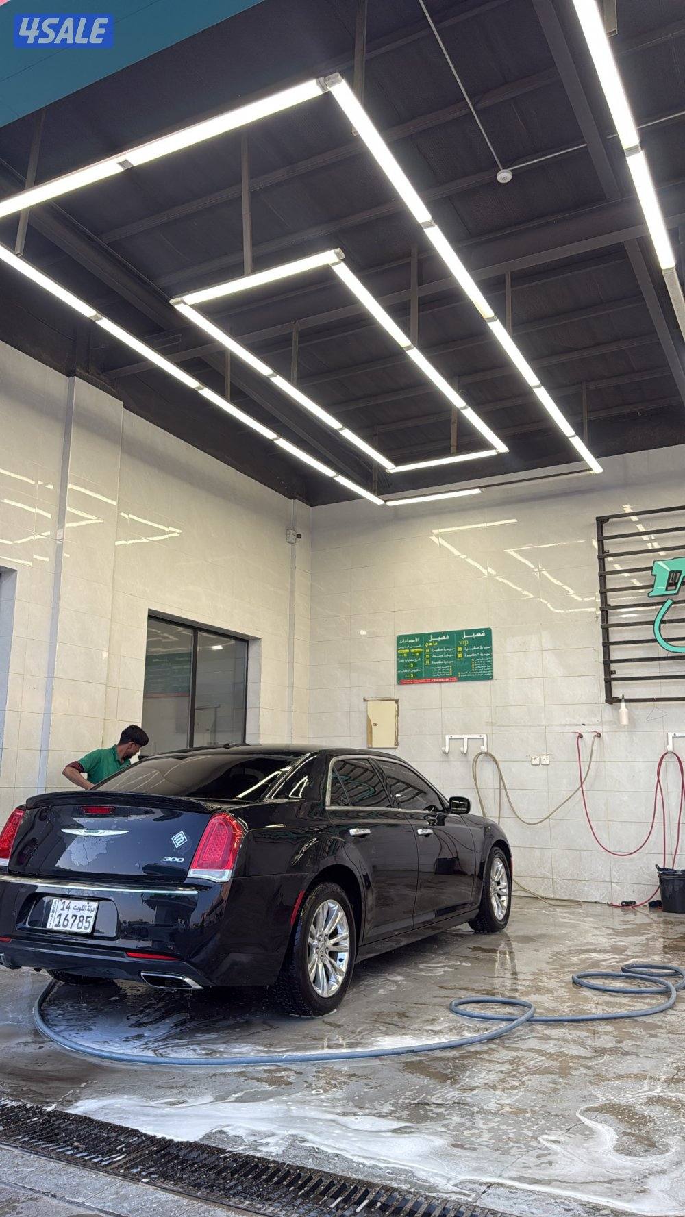 للبيع كرايزلر 8 سلندر0