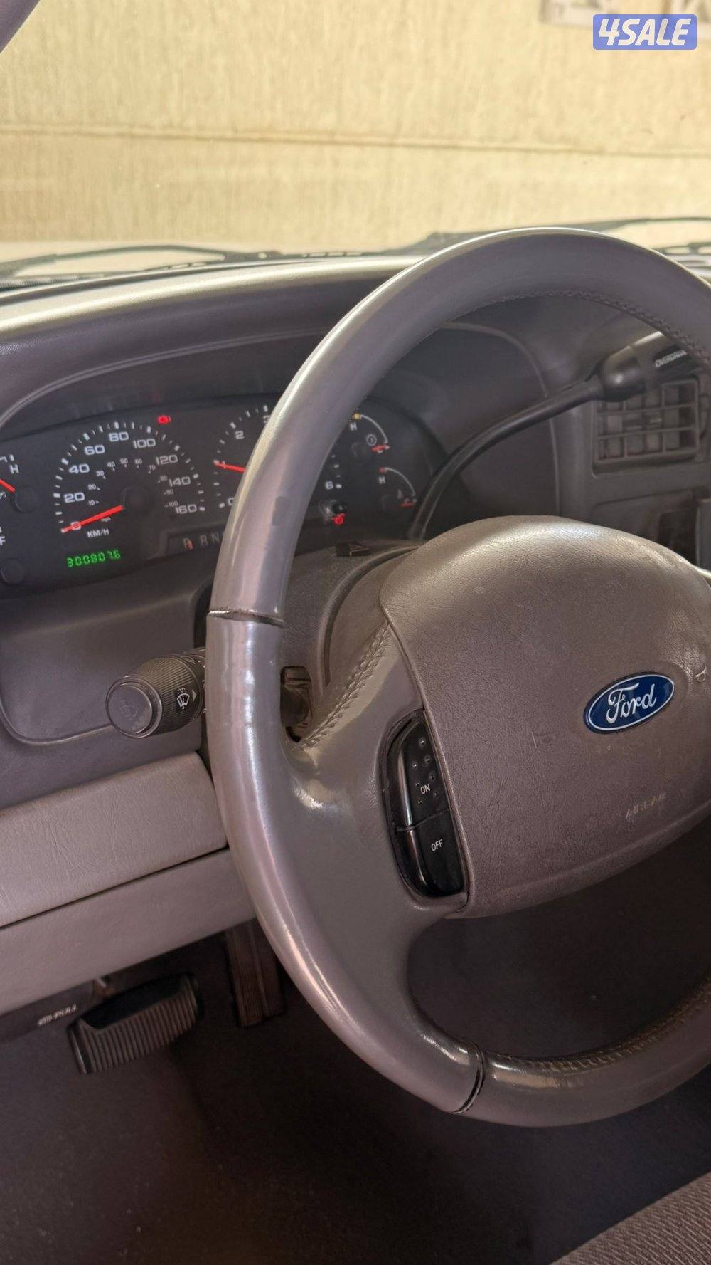 فورد نظيف 2003 شرط فحص واستعمال طيب0