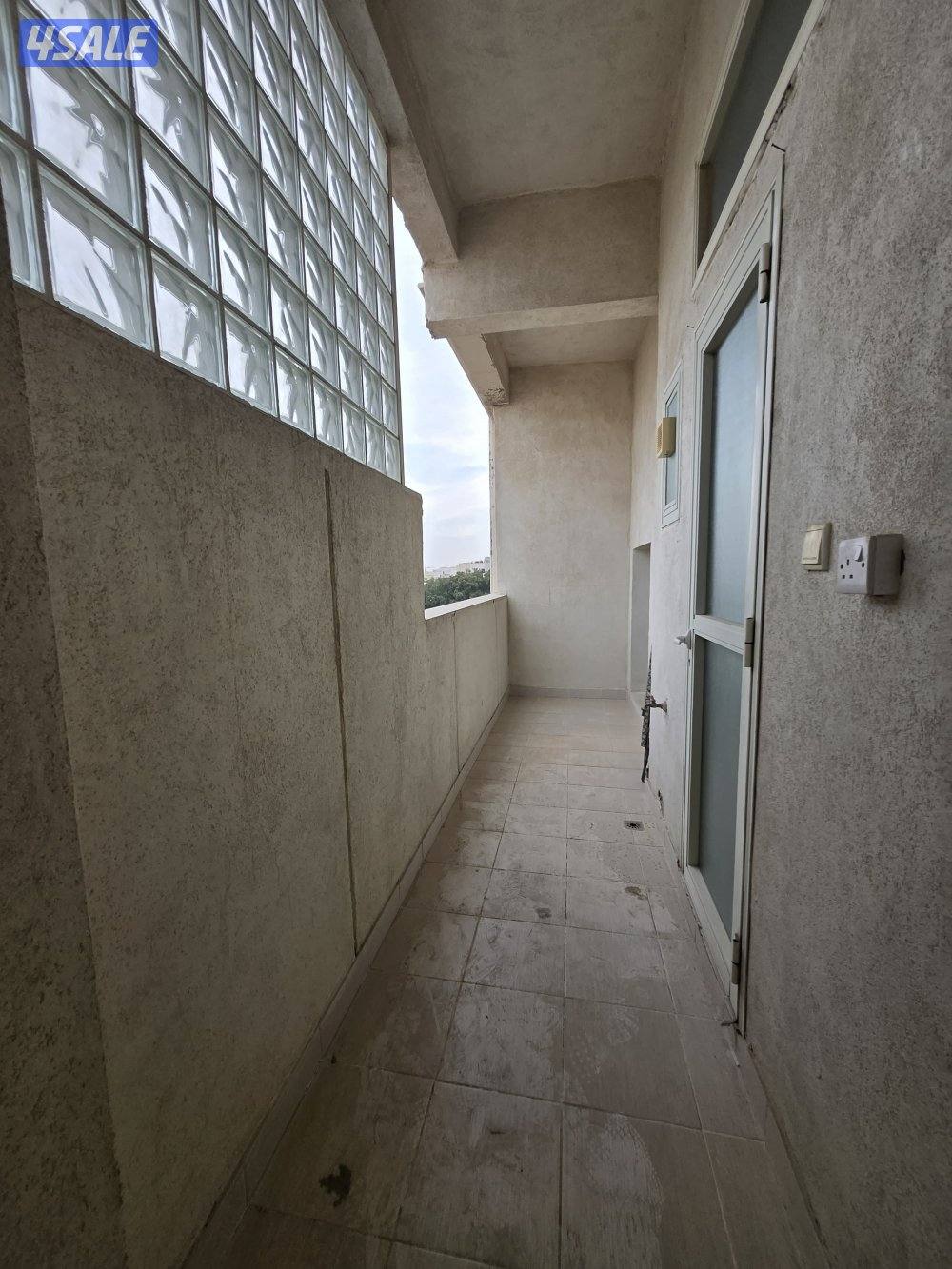 فرصه .. للإيجار دور بالخالديه 5غرف ..موقع موقع مميز / سعر مميز / مواقف4