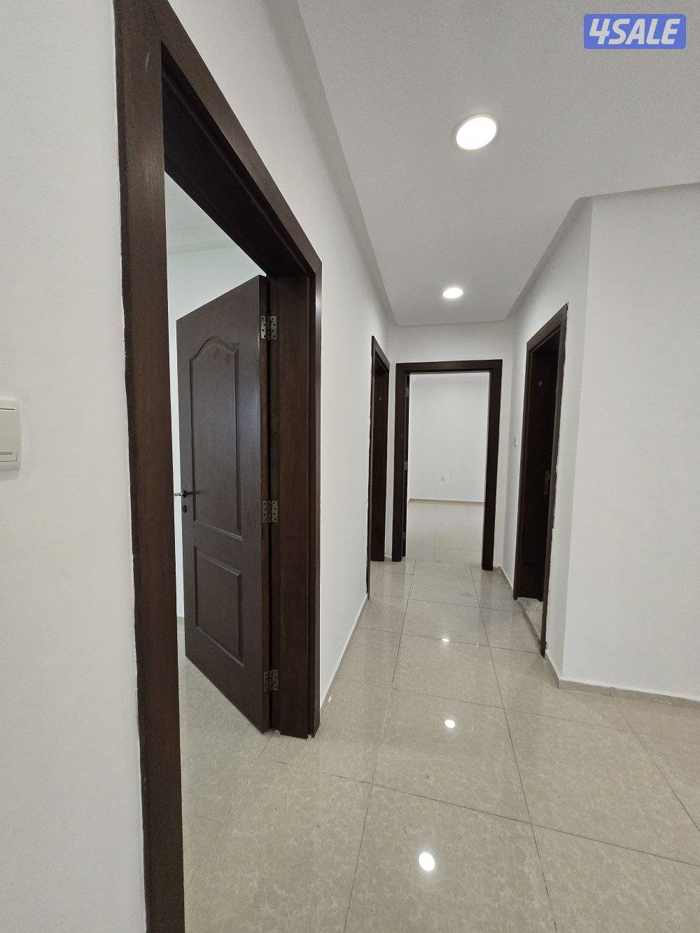 فرصه .. للإيجار دور بالخالديه 5غرف ..موقع موقع مميز / سعر مميز / مواقف11