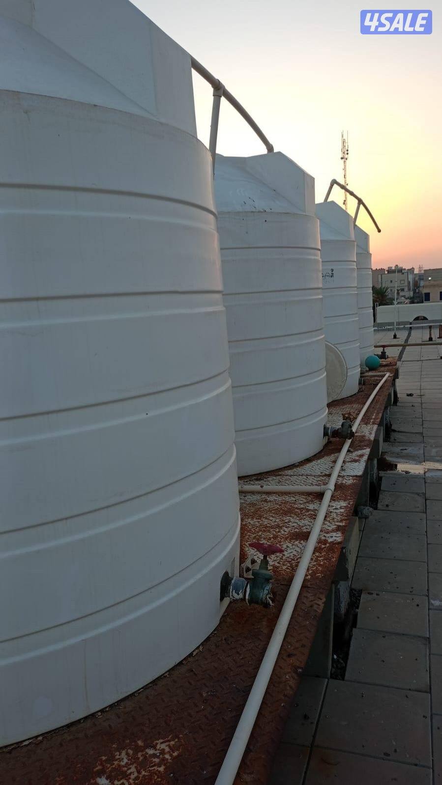 غسيل وتصليح جميع انواع التوانكي تنظيف التانكي من الطحالب والصدا2