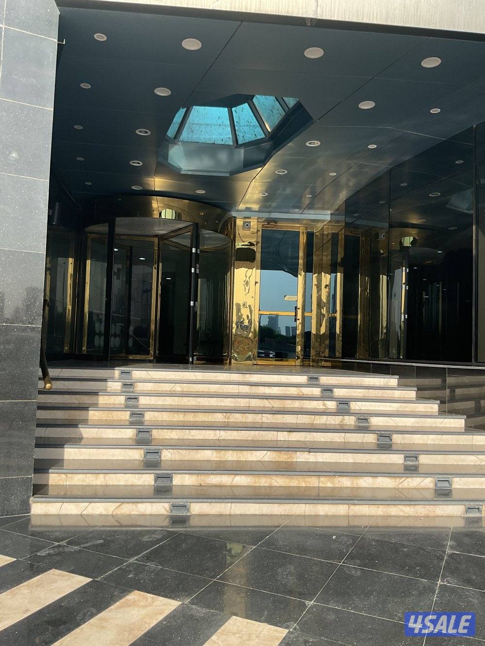 للايجار ادوار تجاريه وصالة افراح في فندق ببنيدالقار موقع ممتاز3