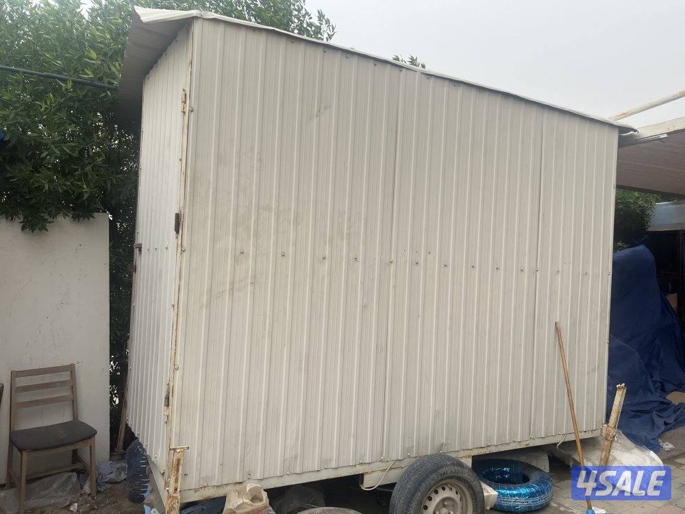 للبيع قلص عربانه او مخزن ثلاثه ب اثنين مع مروحه السعر 1501