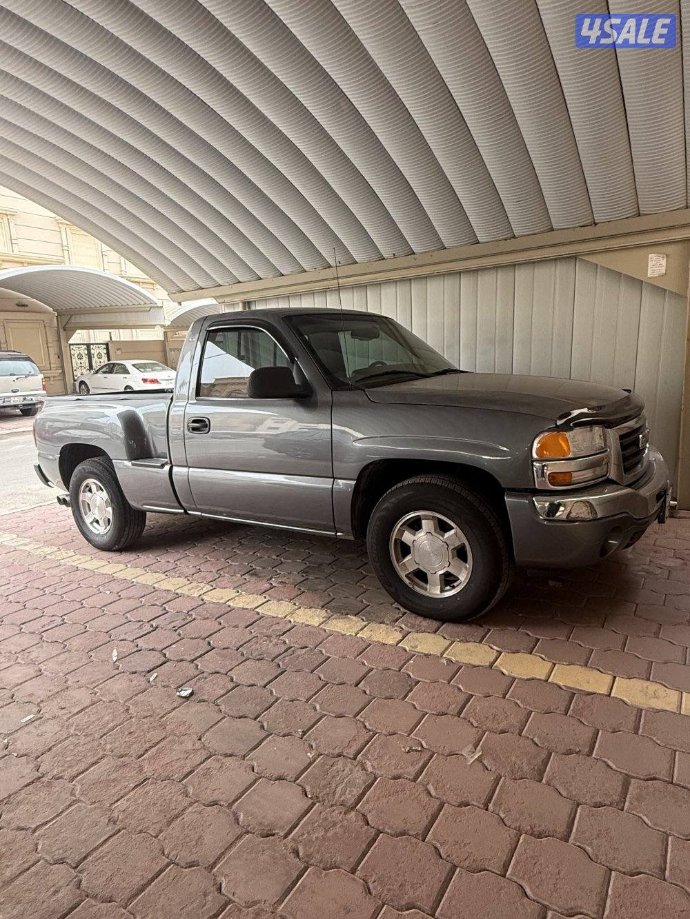 وانيت سلفرادو مخصر محول جمس بالكامل0