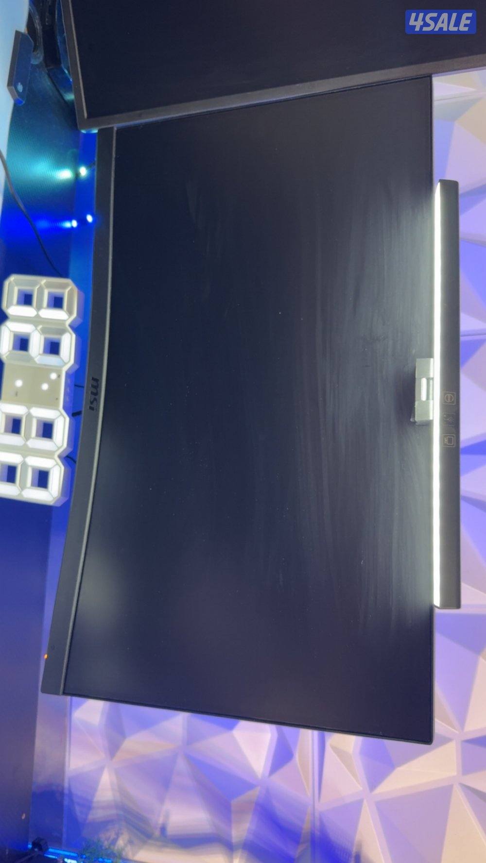 شاشة قيمنق قويه MSI0