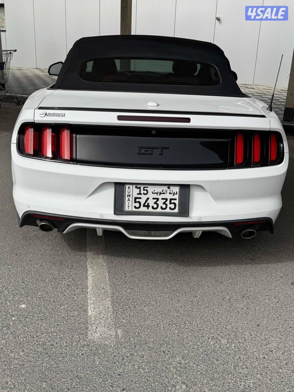 للبيع موستنق بريميوم  موصفات خاصه السياره وكاله V80