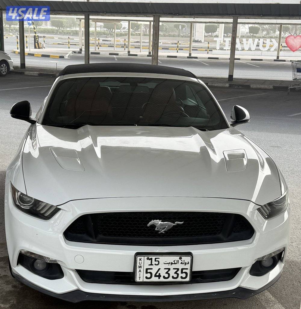 للبيع موستنق بريميوم  موصفات خاصه السياره وكاله V85