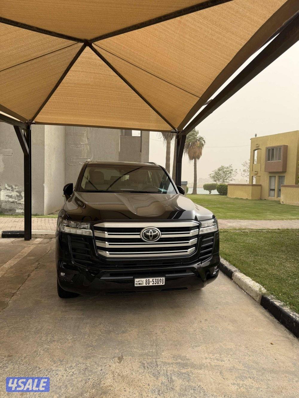 لاند كروزر اسود موديل 2024 توين تيربو AERO ماشي 40,2000