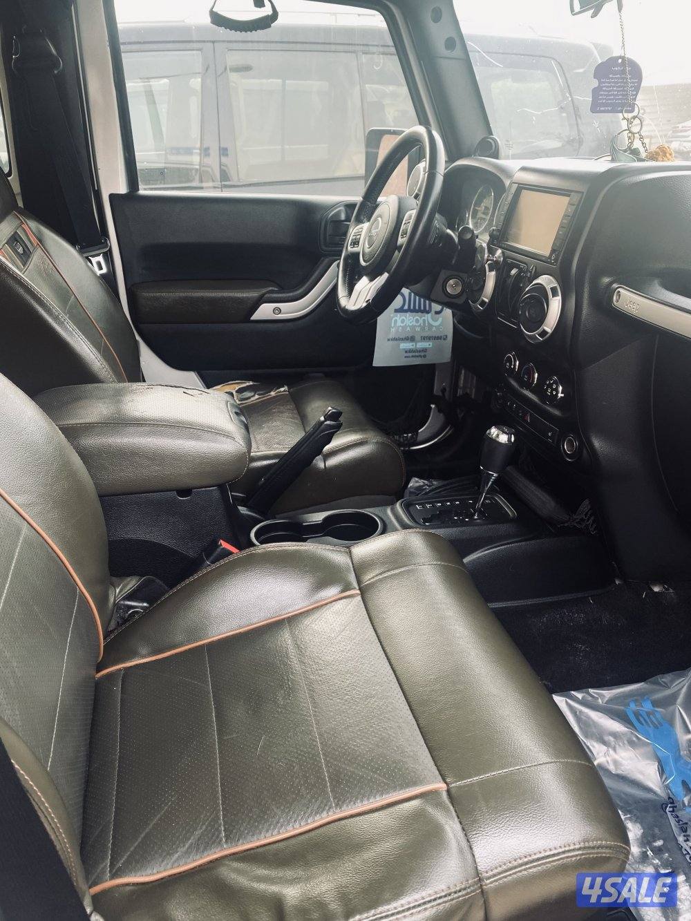 للبيع رانجلر باب واحد 20111