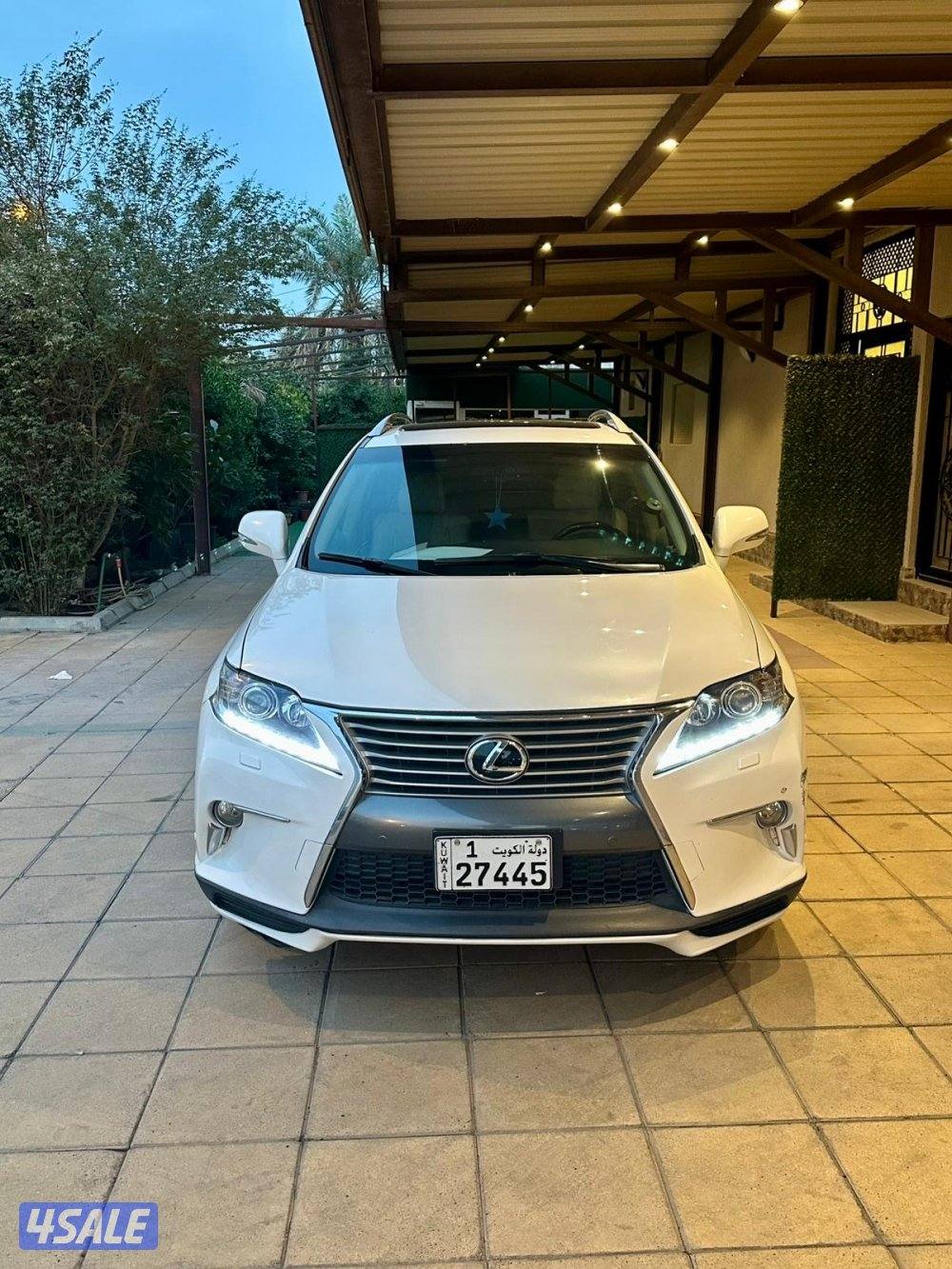 لكزس rx350 بحالة فوق الممتازة وارد الوكاله وجاهزه للأستخدام0
