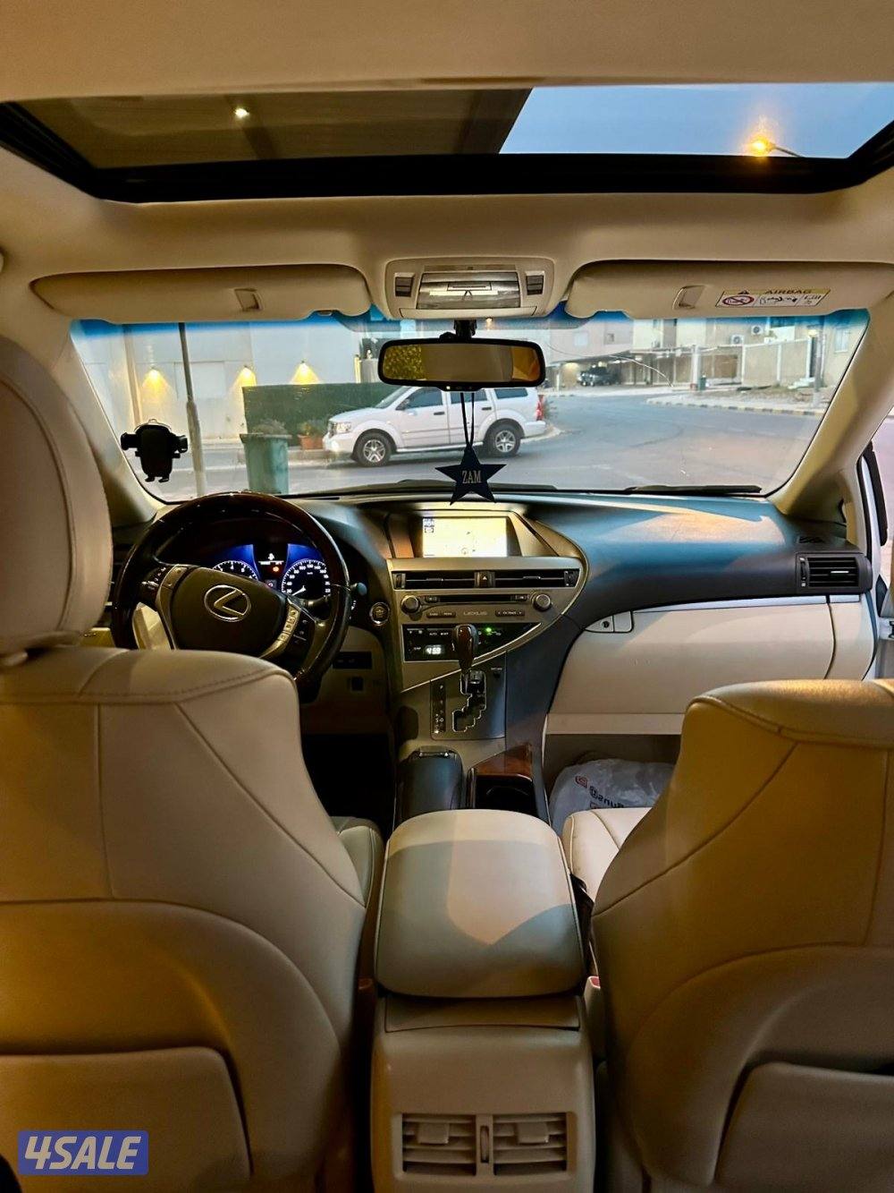 لكزس rx350 بحالة فوق الممتازة وارد الوكاله وجاهزه للأستخدام6