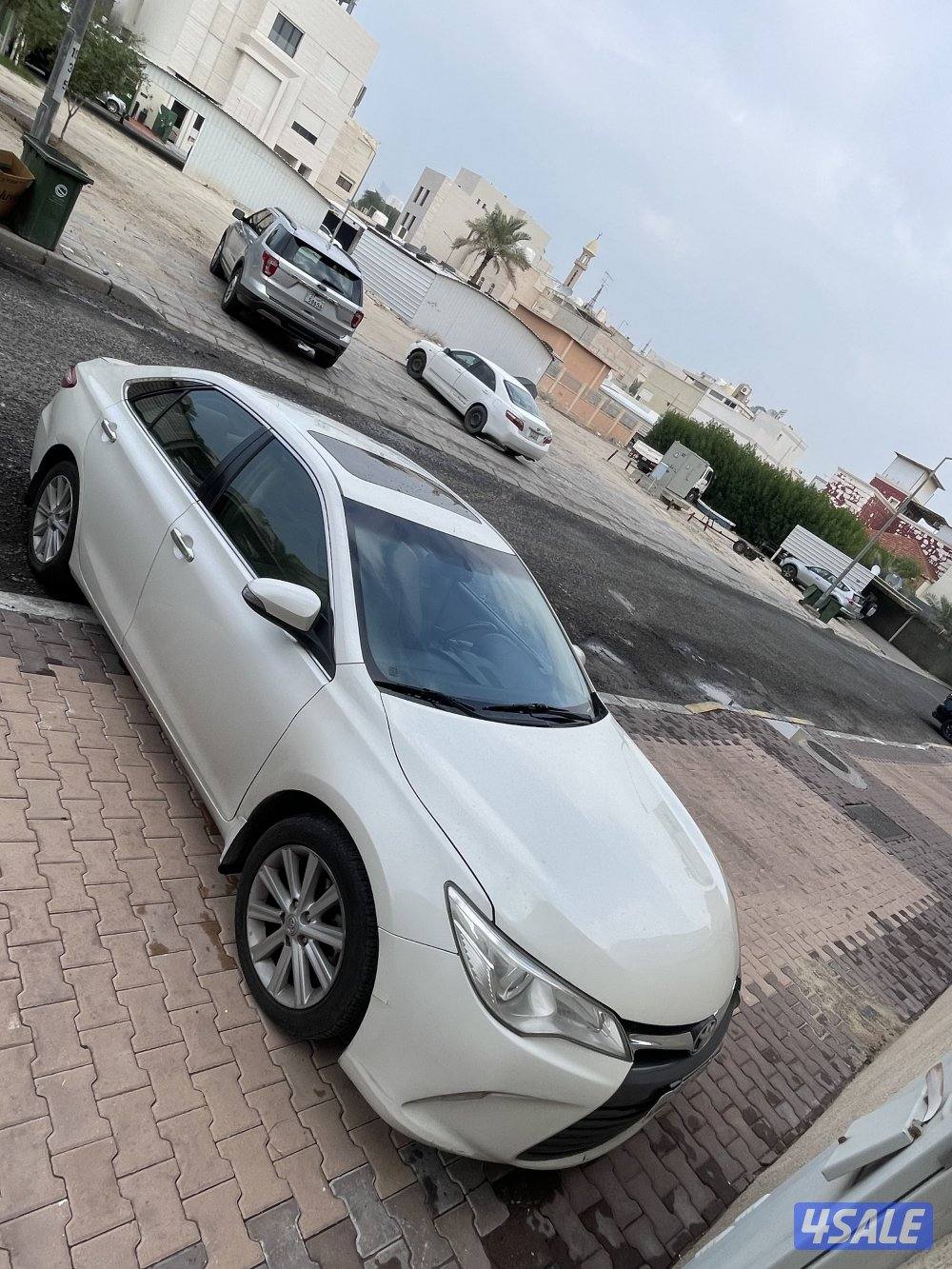 للبيع كامري Glx 2016 كامل المواصفات فتحة بصمة ابيض صدفي1