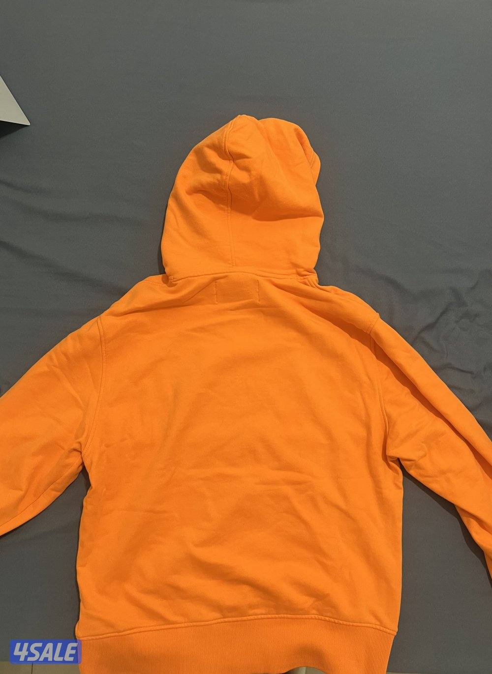 هودي كالفن كلاين اصلي لبسته مره Original Calvin Klein hoodie worn once3