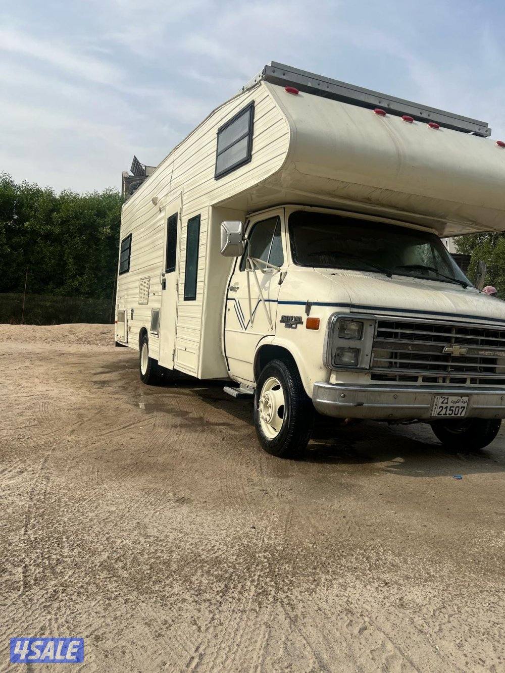 للبيع شفر كرفان مديل 19900