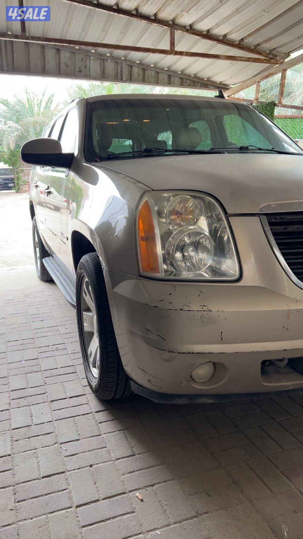 يوكن ٢٠١٠ SLT0