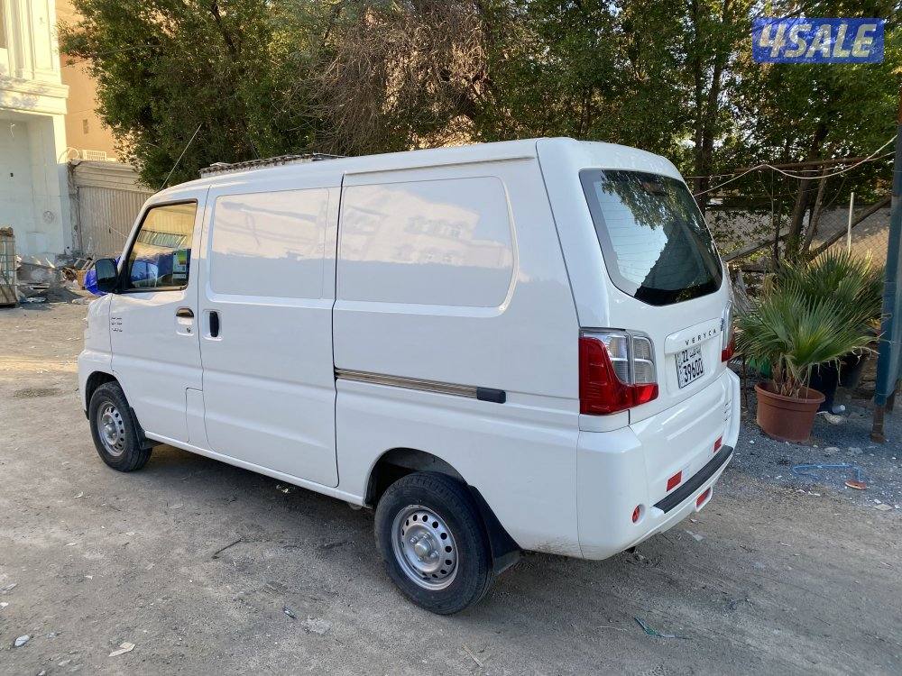 للبيع باص مقفل فريكا 2024 شبه اصفار شرط الفحص0