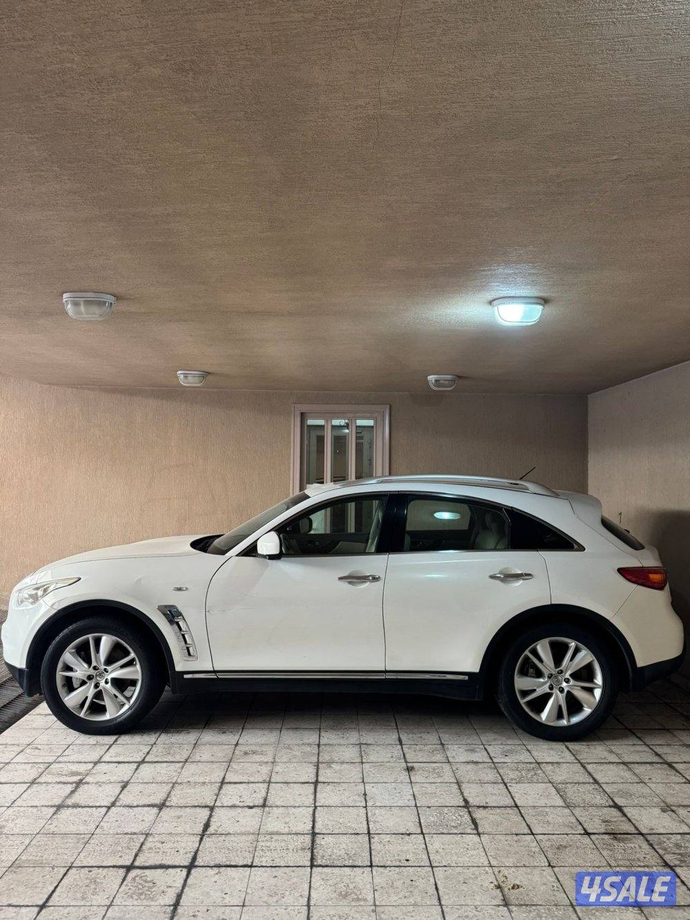 2013 FX انڤنتي1