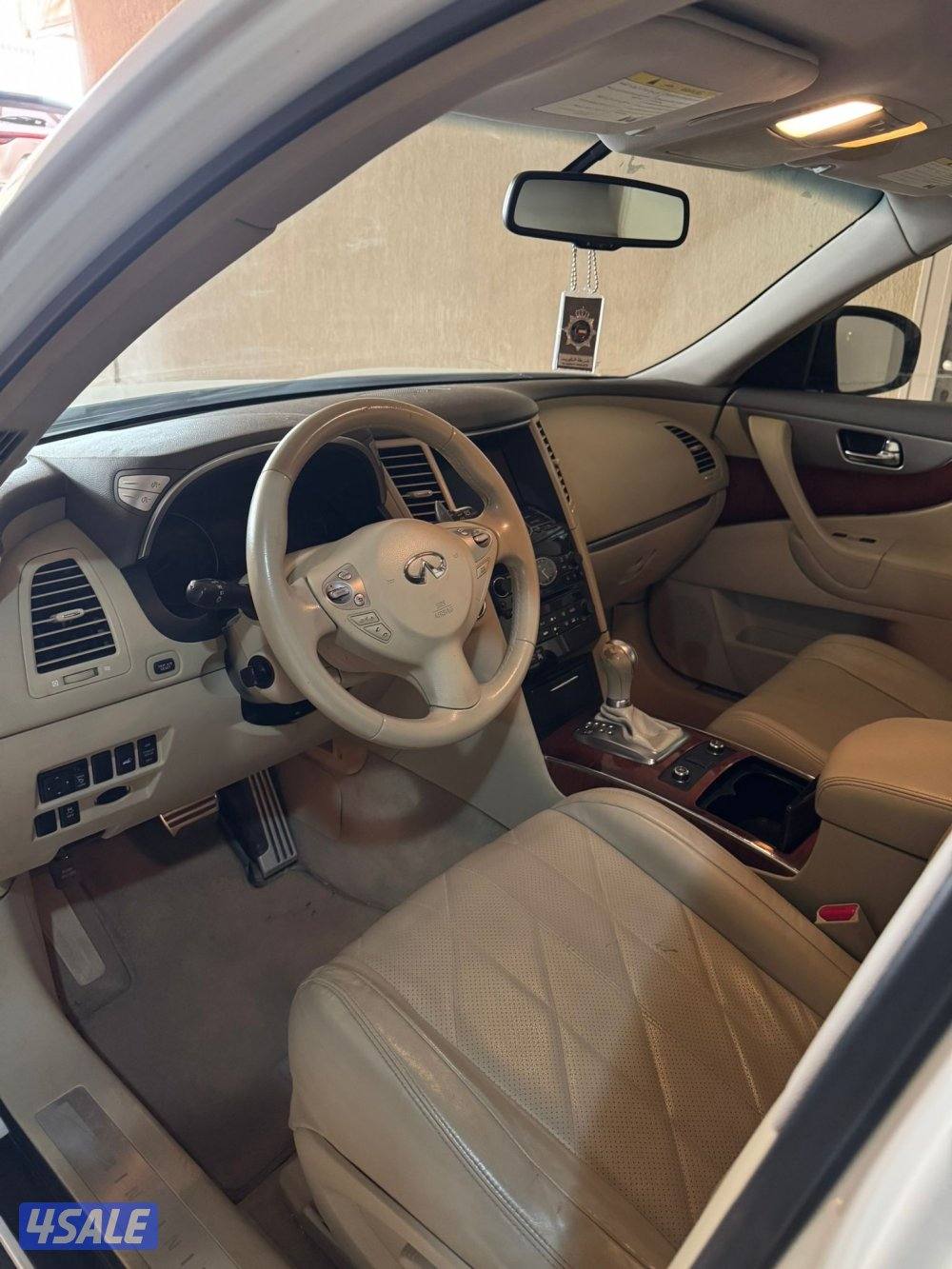 2013 FX انڤنتي5